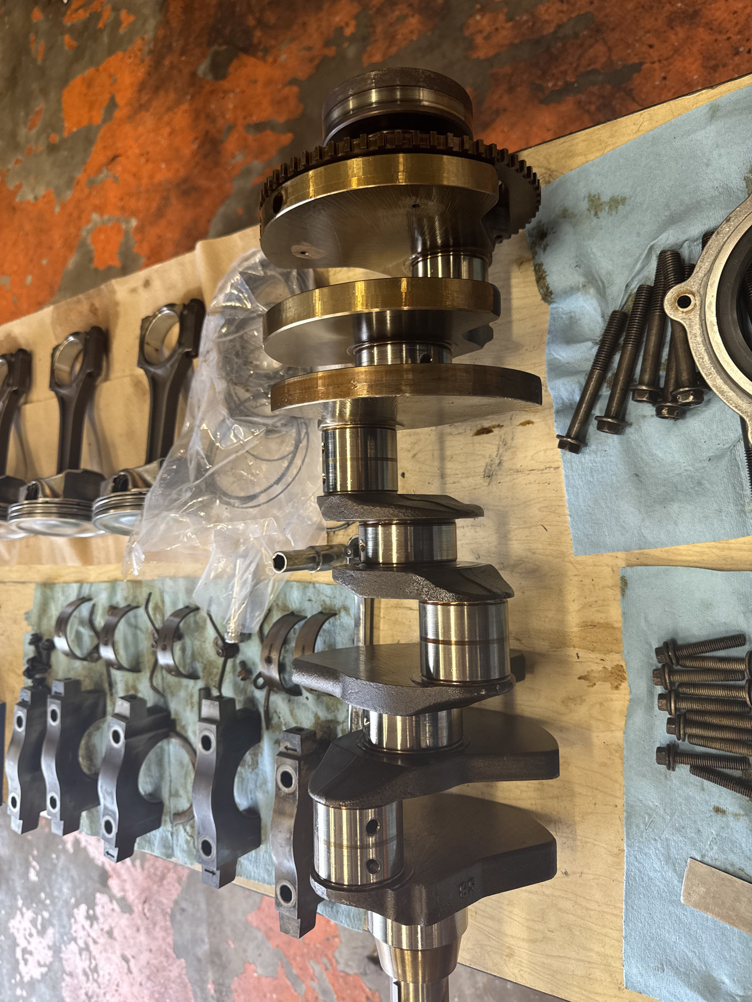 internals on table crank