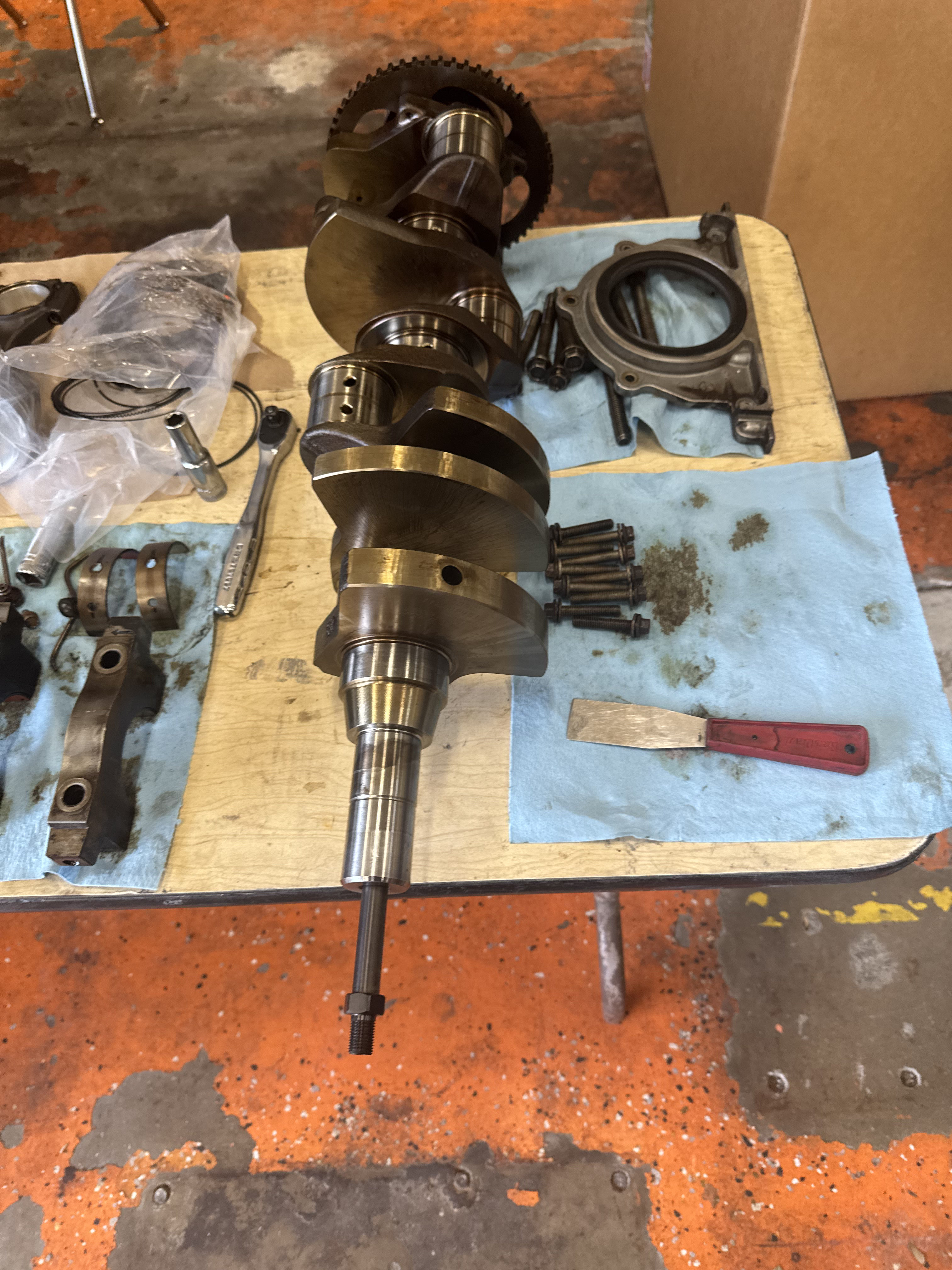 internals on table crank 2